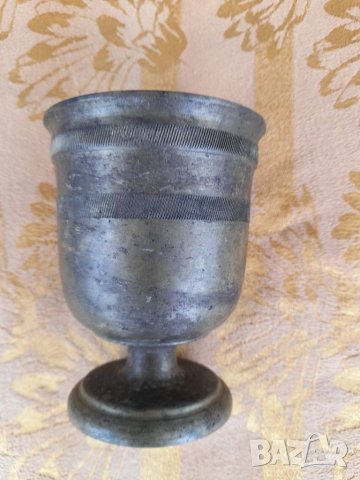 Стар бронзов хаван