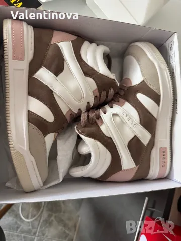 Guess със скрита платформа, снимка 8 - Кецове - 50336642