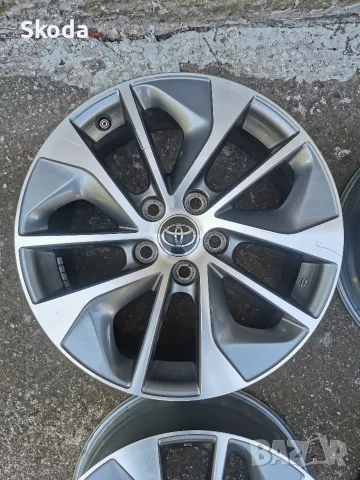 джанти Toyota rav 4 17 , снимка 6 - Гуми и джанти - 53983803