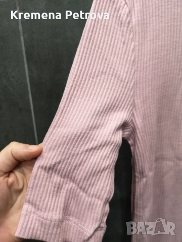 Нов Комплект от Клин от екокожа и Поло от релефен трикотаж с къс ръкав, размер S, снимка 3 - Комплекти - 52052387