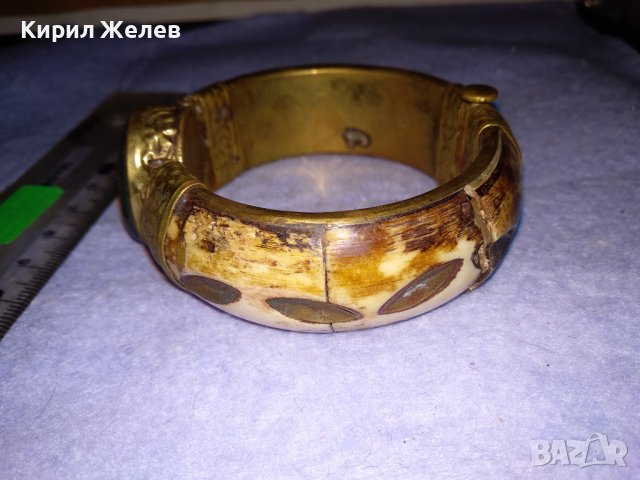 СТАРА БРОНЗОВА СКЪПОЦЕННА ТИБЕТСКА ГРИВНА с КАМИЛСКА КОСТ и ГОЛЯМ КАМЪК ШЛИФОВАН ЗЕЛЕН НЕФРИТ 38324, снимка 16 - Антикварни и старинни предмети - 41267877