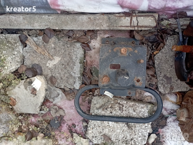 Стойка за резервна гума за джип