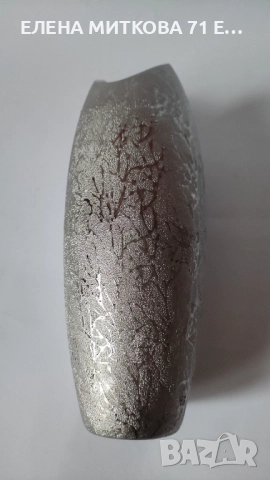 Керамична ваза със сребриста релефна декорация, снимка 3 - Вази - 52586437