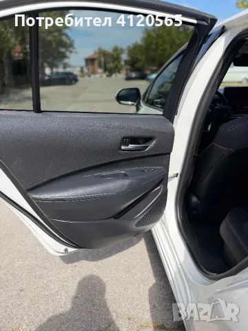 Toyota Corolla 1.8 HYBRID Luxury 89х.км.Първи собственик, снимка 18 - Автомобили и джипове - 56152744