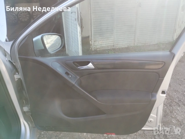 VW Golf 6 цял или на части, снимка 3 - Автомобили и джипове - 53513196