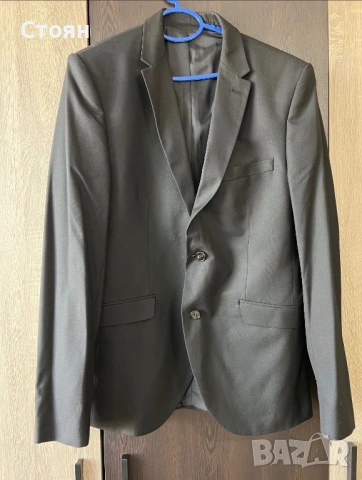 Черен костюм