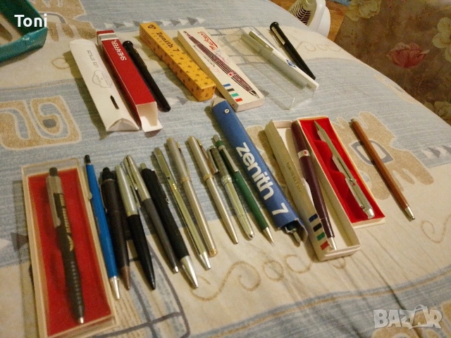 колекция от химикалки моливи и т.н, цената е по договаряне , снимка 4 - Други стоки за дома - 53482313