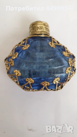Старо стъклено шишенце за парфюм с обков и камъни, снимка 2 - Антикварни и старинни предмети - 53765621