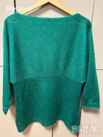 Пуловери от мохер и вълна, Benetton, размер S, снимка 2 - Блузи с дълъг ръкав и пуловери - 52351343