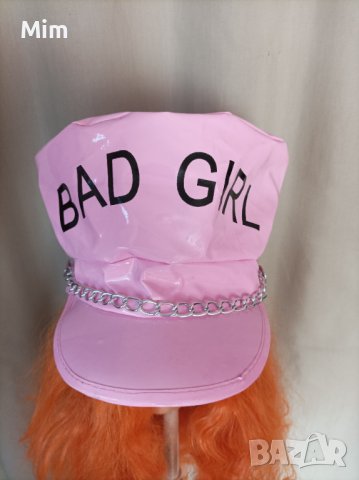 BAD GIRL Розова шапка от лак /винил/, снимка 6 - Шапки - 41085491