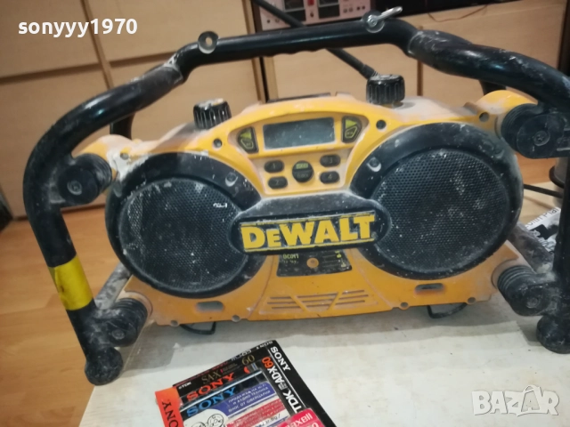 DEWALT PROFI RADIO 0810250825, снимка 7 - Радиокасетофони, транзистори - 51982119