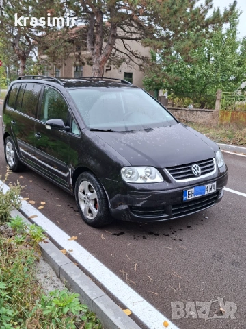 Продавам фолсваген  туаран 1.6 fsi