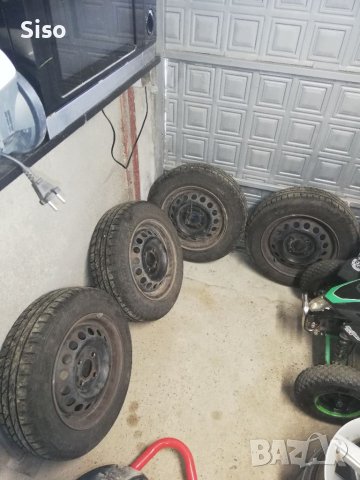 Летни гуми с метални джанти 155/70/13, снимка 7 - Аксесоари и консумативи - 40417934