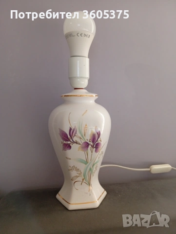 Работеща настолна лампа с порцеланов корпус