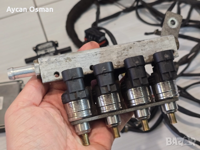 Комплект STAG газов инжекцион – ECU QBOX BASIC + рейка с дюзи + MAP PS-02 + бутон + зумер + кабели, снимка 8 - Аксесоари и консумативи - 52888823