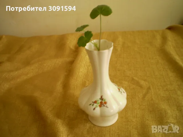 Ваза стар Български костен порцелан, снимка 2 - Други ценни предмети - 50078909