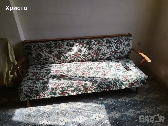 Подарявам разтегателен диван и фотьойл., снимка 2 - Дивани и мека мебел - 53617672