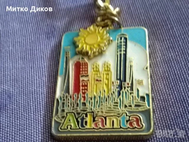 Аталанта Джорджия САЩ олимпийско селище 1996г. емайл винтидж ключодържател , снимка 10 - Колекции - 50516694