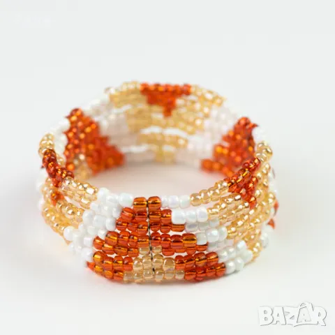 Многоредова гривна от стъклени мъниста на ластик, снимка 2 - Гривни - 48295179