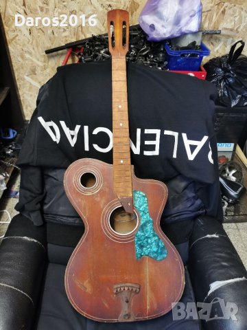 Стара китара Kremona 60-70 години, снимка 2 - Китари - 41083412