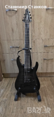 7-струнна китара Jackson JS22Q-7 с колан и страплокове, снимка 1