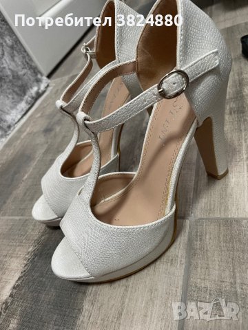 Дамски официални обувки на висок ток