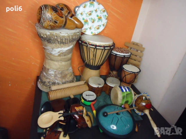 тарамбука, маракас , кастанети, там-там барабанче с топче,барабан-език ,ксилофон,гуиро