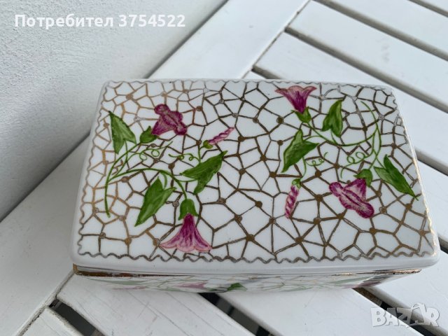 Порцеланова стара кутия за бижута от Richard Ginori, снимка 2 - Антикварни и старинни предмети - 41420284