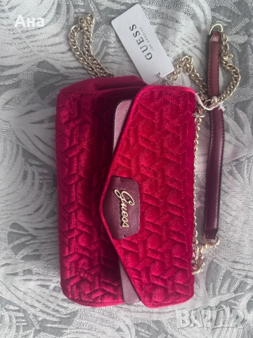 Чанта Guess, снимка 2 - Чанти - 53082406
