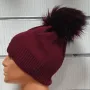 Нова зимна дамска шапка с камъчета с пух/помпон в цвят бордо, снимка 3