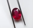 Подобряван естествен рубин с цвят Гълабова кръв 2.13кт.! Сертифициран! Нов!, снимка 2