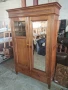 Масивен шкаф гардероб с огледало внос от Европа, снимка 3