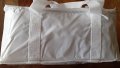 хладилна чанта плътна и надеждна марка Centrix, внос от Холандия, чисто нова, цвят бял