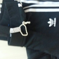 Дамски клин Adidas , снимка 1 - Клинове - 36206344