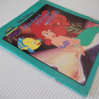 Книга "Малката русалка Ариеле - DISNEY" - 24 стр., снимка 7 - Детски книжки - 36461149