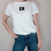 Дамска тениска CK бродирано лого , снимка 2 - Тениски - 44640055