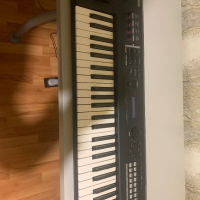 Продавам Yamaha МХ49!, снимка 1 - Синтезатори - 44558928