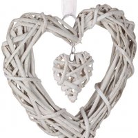 Декоративно дървено плетено висящо сърце, 30х30 см, снимка 1 - Романтични подаръци - 39440615