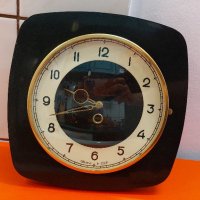 Рядък модел Маяк часовник, снимка 5 - Антикварни и старинни предмети - 38663981