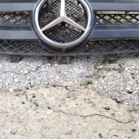 Предна решетка за Мерцедес Спринтер от Mercedes Sprinter, снимка 5 - Части - 41659931