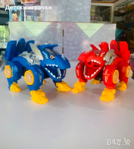 Динозавър кола трансфомер светлини и звуци на батерии , снимка 1