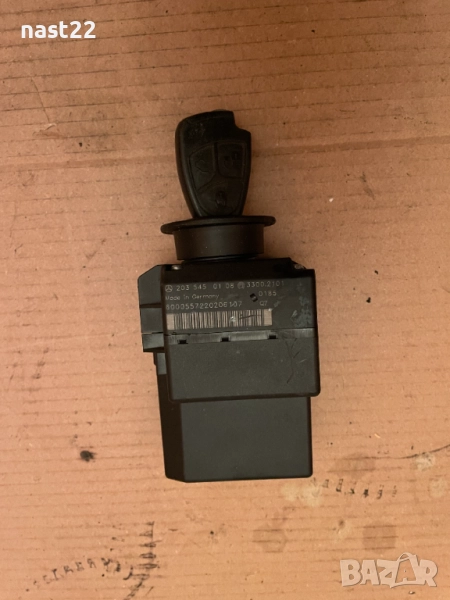 Контактен ключ-Гълтач Mercedes W203 w 203 Мерцедес C class Ц класа, снимка 1