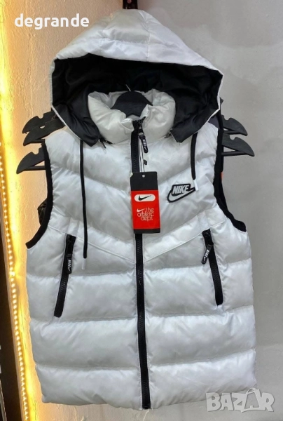 Детски Елек в червено и бяло, снимка 1