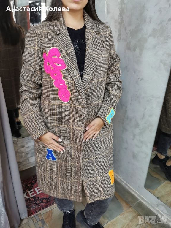 Зимно щуро палто каре със зашити апликации, снимка 1