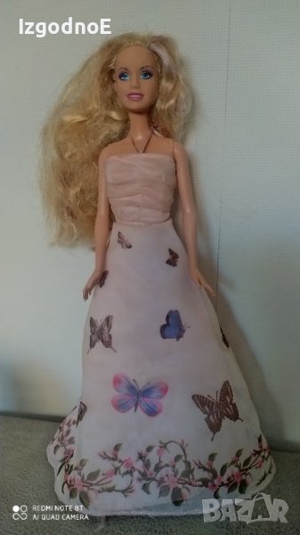 1999 Красива оригинална кукла Барби с прекрасна рокля , снимка 1