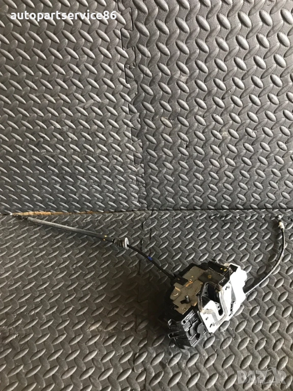 Механизъм на заключване за задна дясна врата за KIA Ceed (2006-2010) 81420-1H010, снимка 1