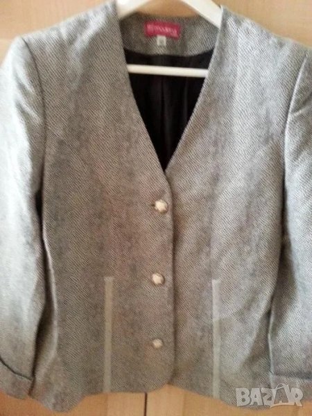 Дамски костюм сребрист цвят, снимка 1