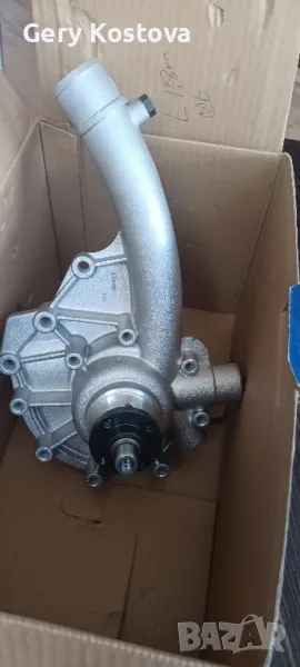 Продавам водна помпа за Мерцедес , снимка 1