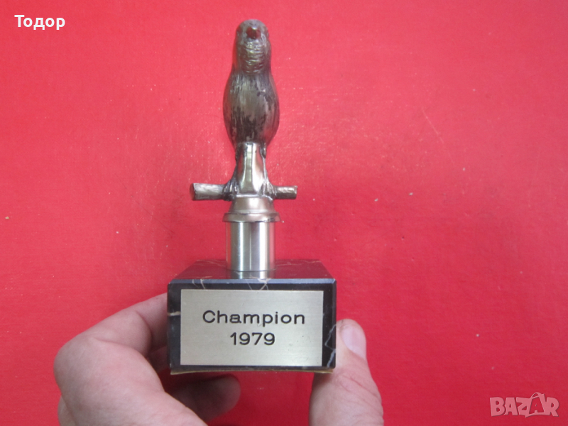 Бронзова пластика фигура статуетка 1979, снимка 1