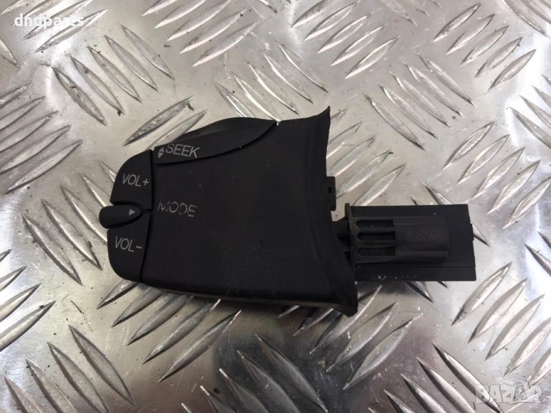 Лостче аудио управление Ford Focus,2003г., снимка 1